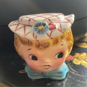 Lefton Miss Dainty Vintage Ceramic Girl Figurine Salt/Pepper Shaker